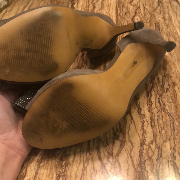 Like New Betsey Johnson D’orsay gray suede pump - Picture 5 of 7